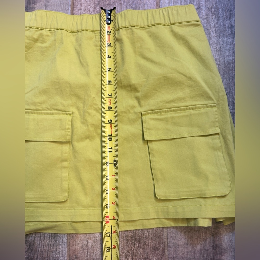 THE Drop Women's Chartruese Utility Mini Skirt Yellow Green Size Medium - Picture 7 of 7
